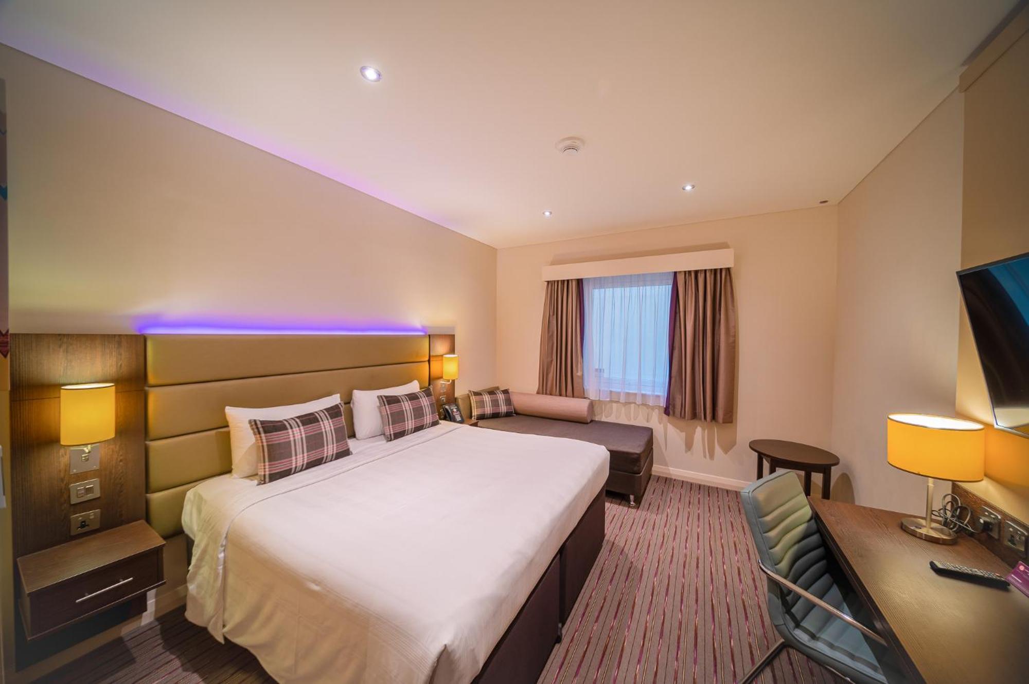 Premier Inn Doha Education City Dış mekan fotoğraf