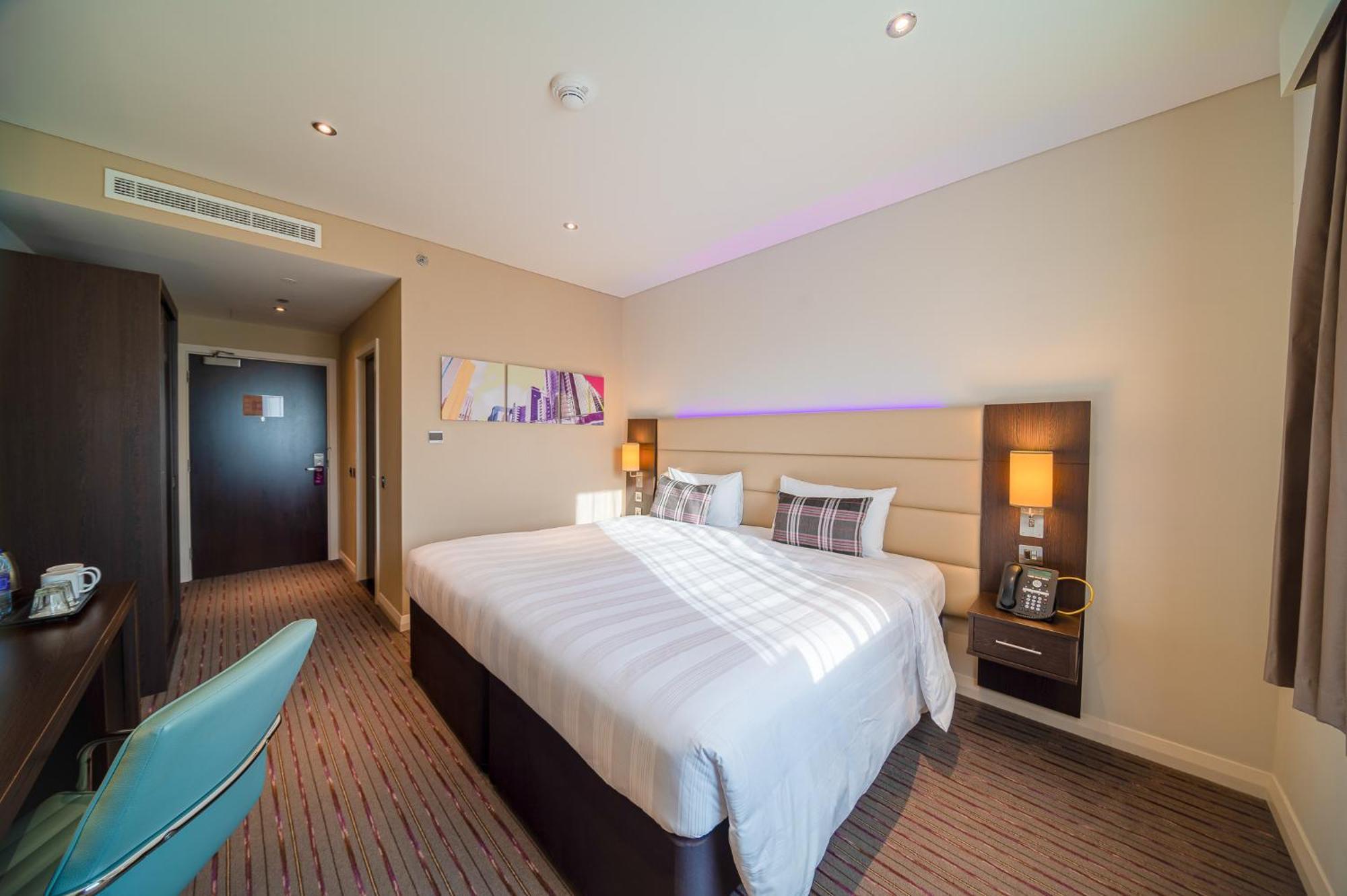 Premier Inn Doha Education City Dış mekan fotoğraf
